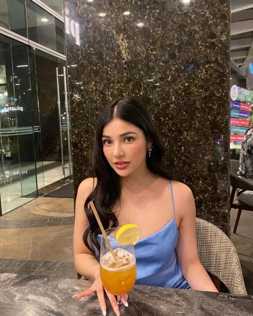 Jane De Leon-hot51live