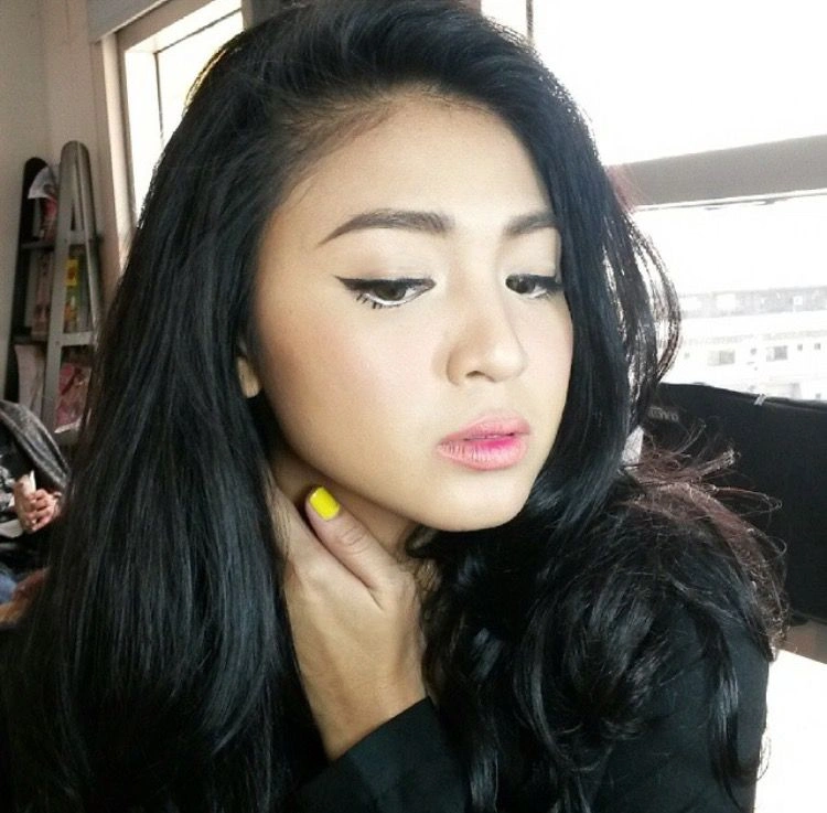 nadine-lustre-hot51live