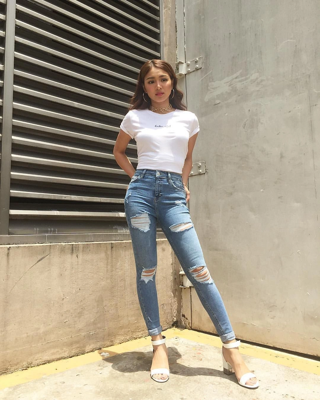 Read more about the article Beautiful Philippines Actress Nadine Lustre on Hot51